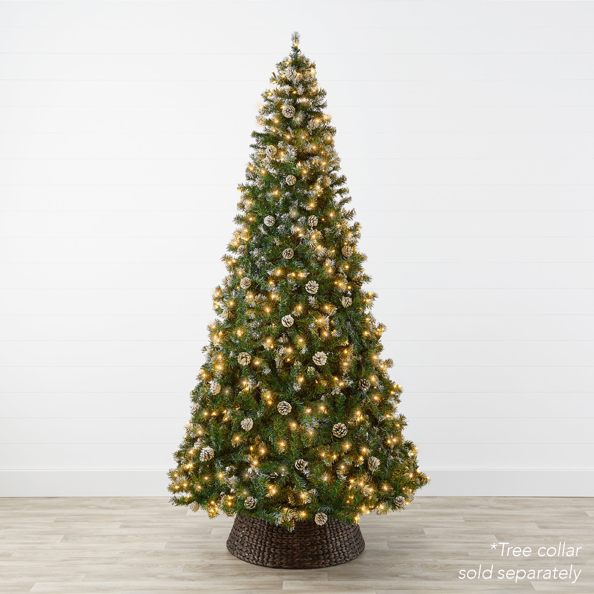 Pre-Lit Pre-Decorated Christmas Tree w/ Flocked Tips, Pinecones