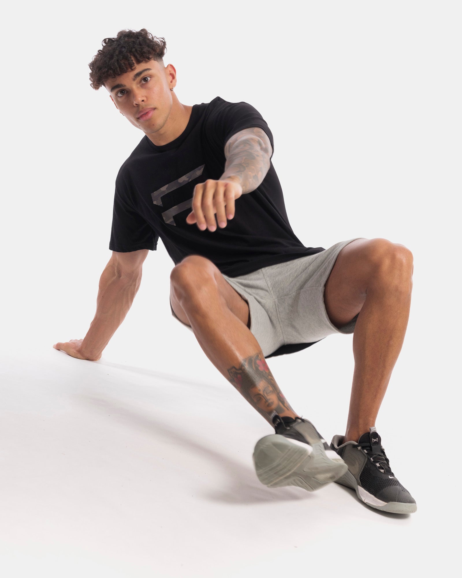 Mens Performance Camo Logo Tee - Black