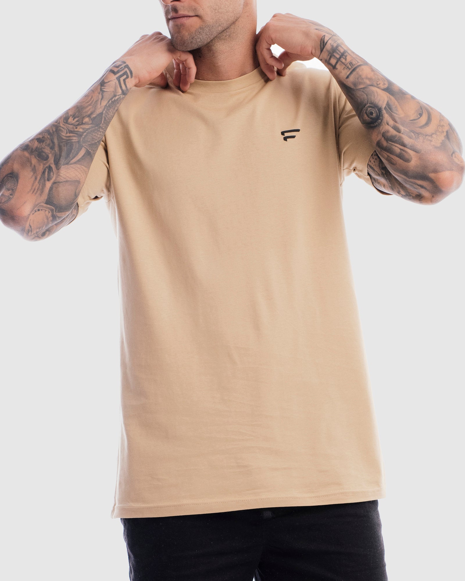 Mens Performance Crest Rise Tee - Camel