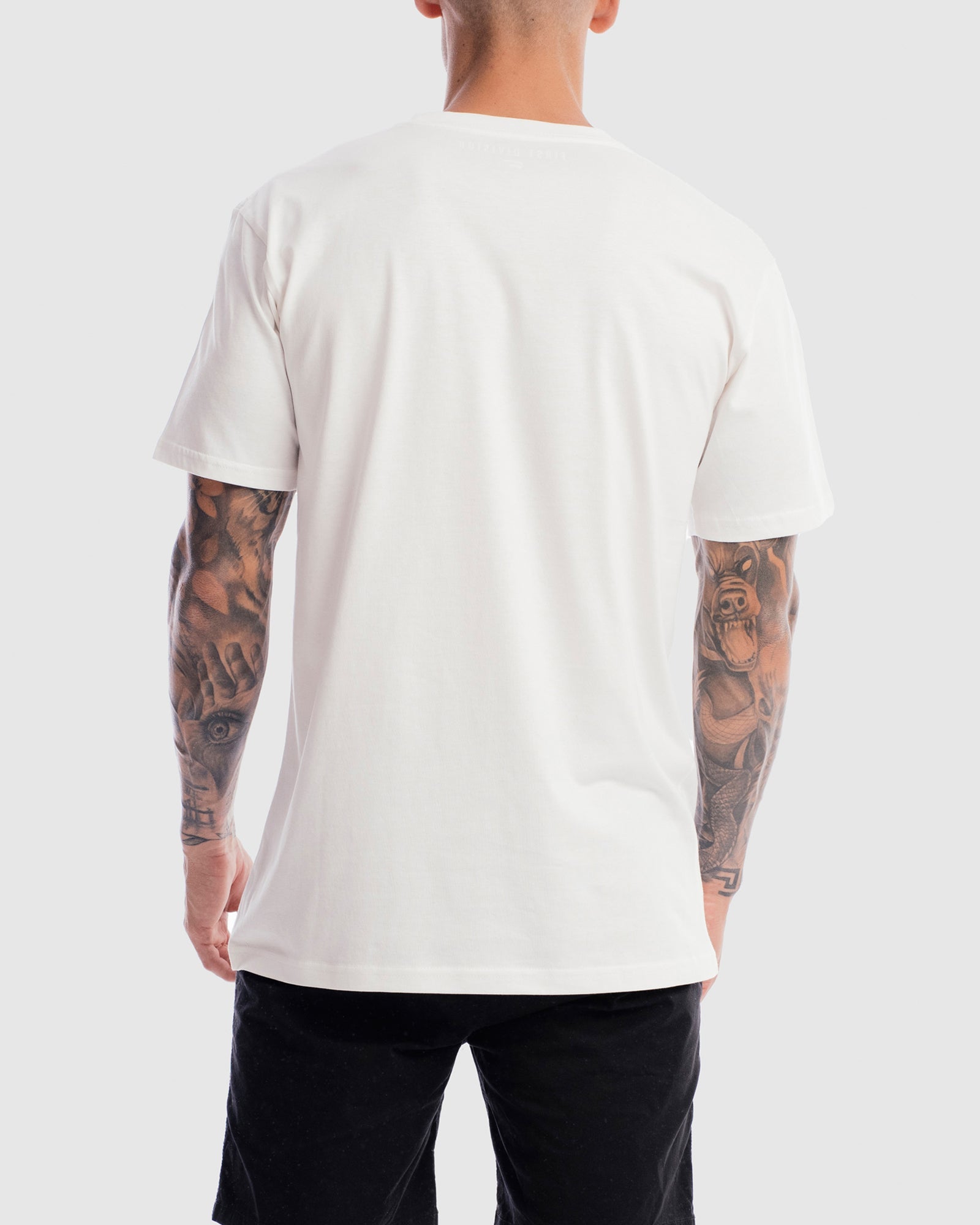 Mens Performance Crest Rise Tee - White