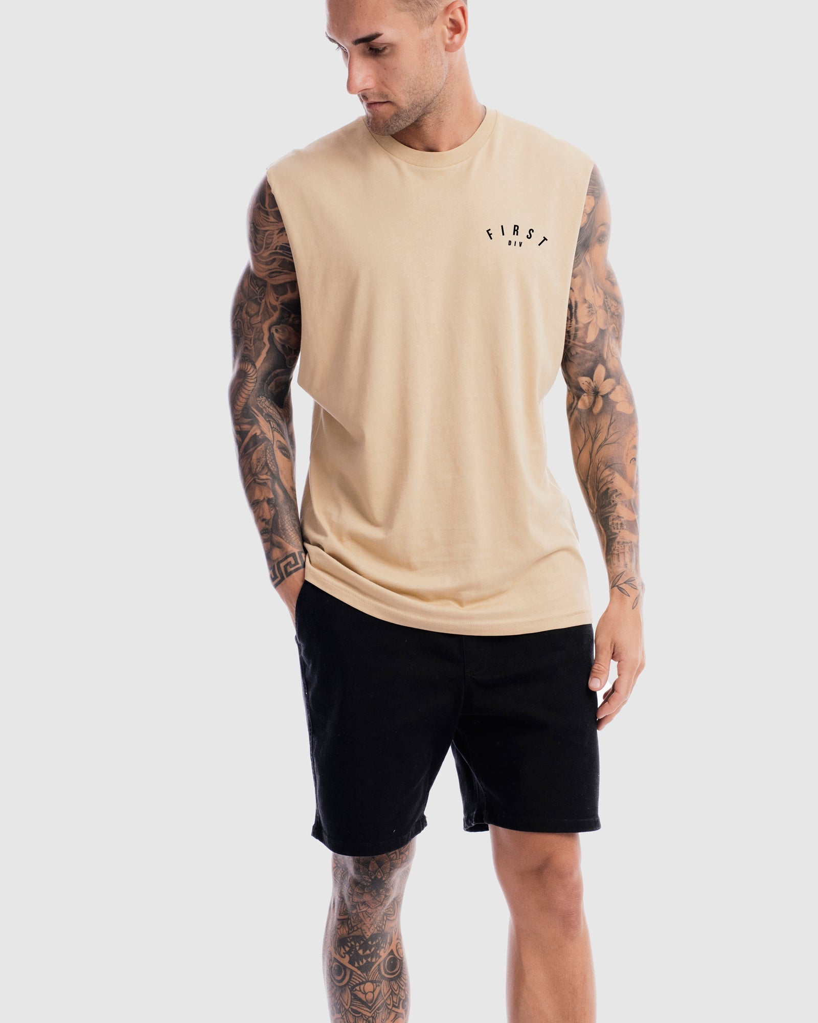 Mens Core Crest Tank - Camel