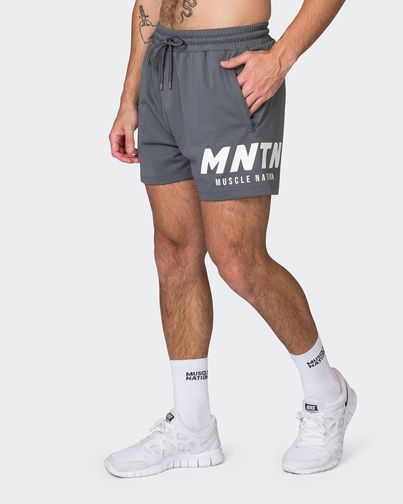 MNTN Lay Up 3.5" Shorts - Tornado