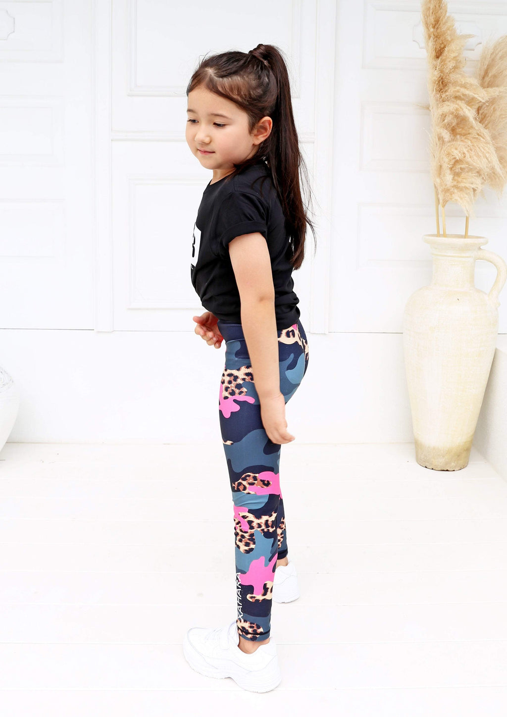 Bae-B Classic Tee Black